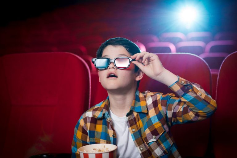 ¿Puede ayudar el cine contra la hiperactividad en niños?